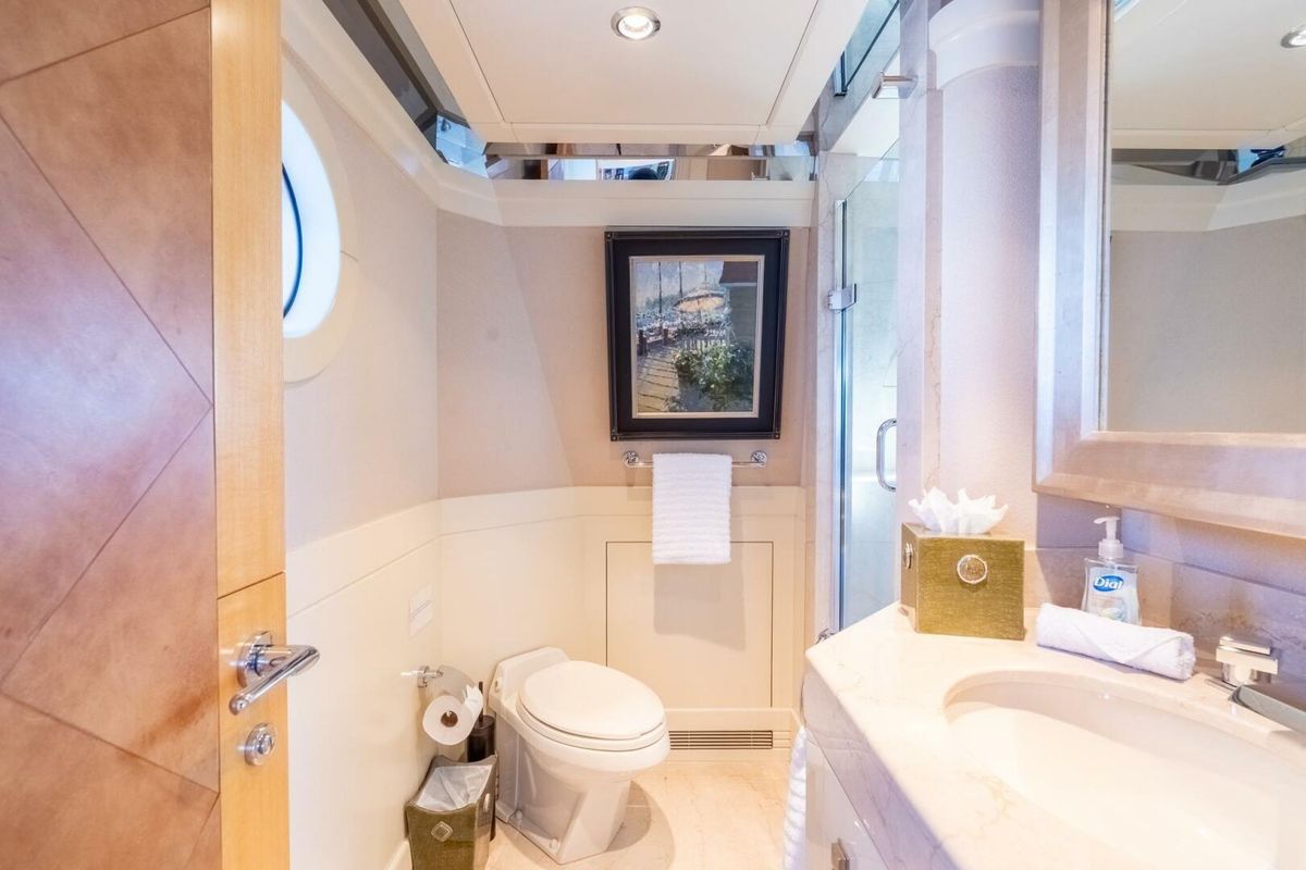 2001 Delta Marine 124 