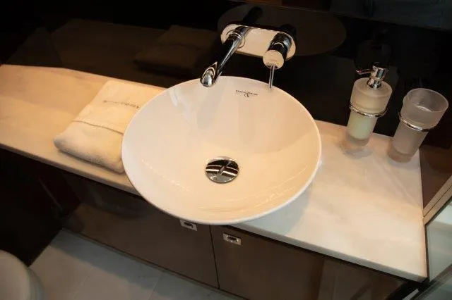 Stingray Yacht Photos Pics 