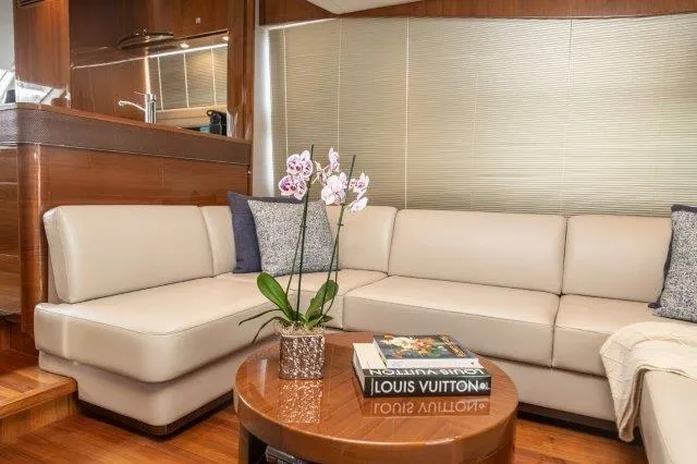 Stingray Yacht Photos Pics 