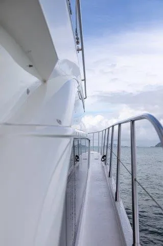 Stingray Yacht Photos Pics 