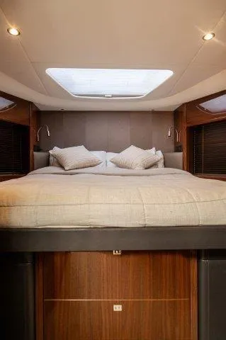 Stingray Yacht Photos Pics 