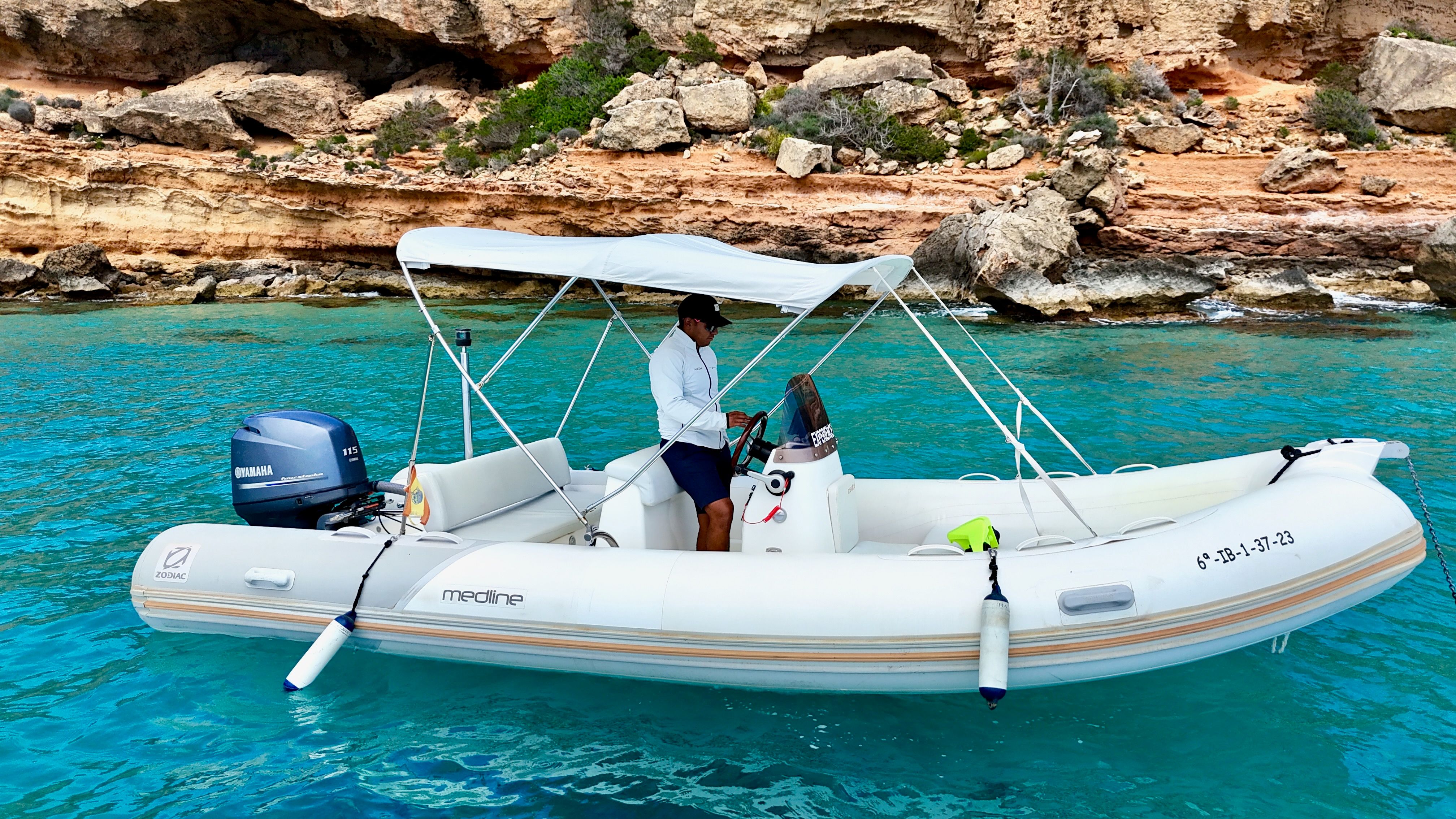 2018 Zodiac Medline 580