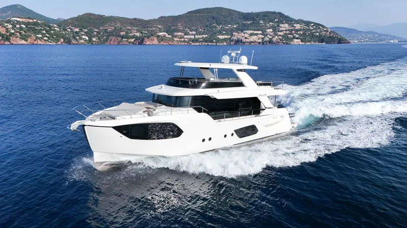  Yacht Photos Pics 