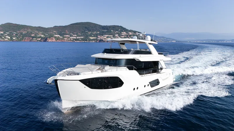  Yacht Photos Pics 