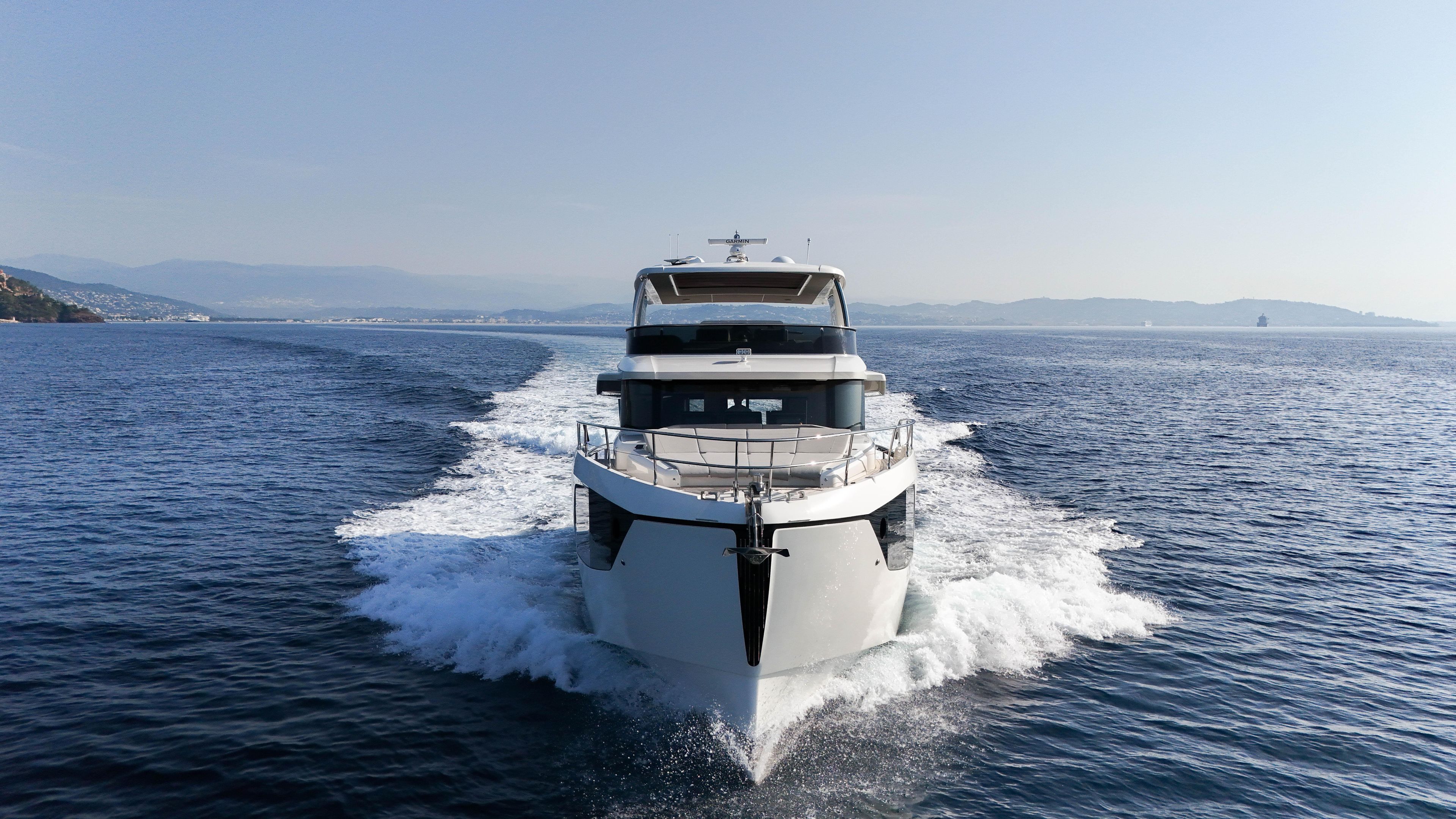 Yacht