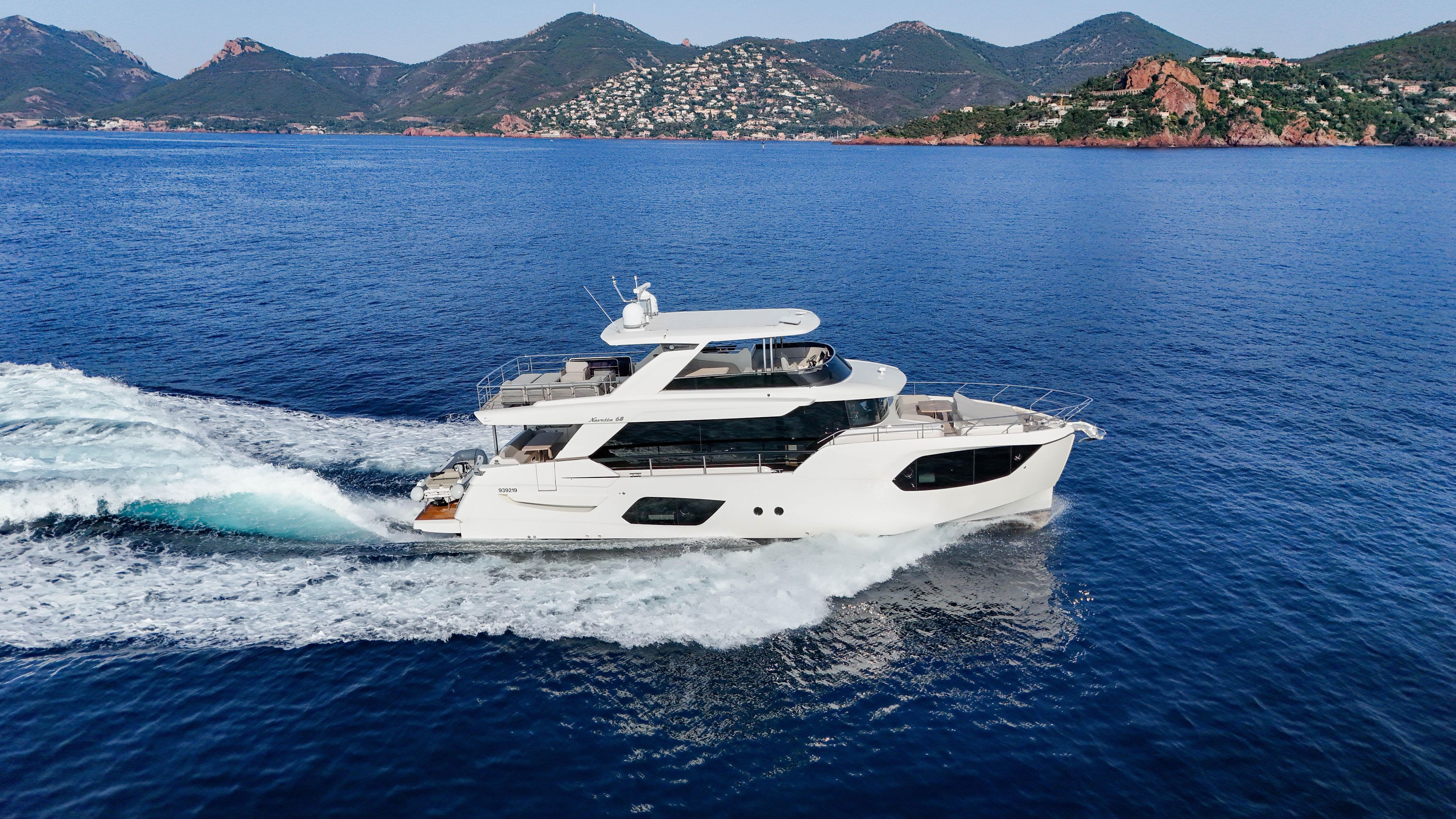Yacht