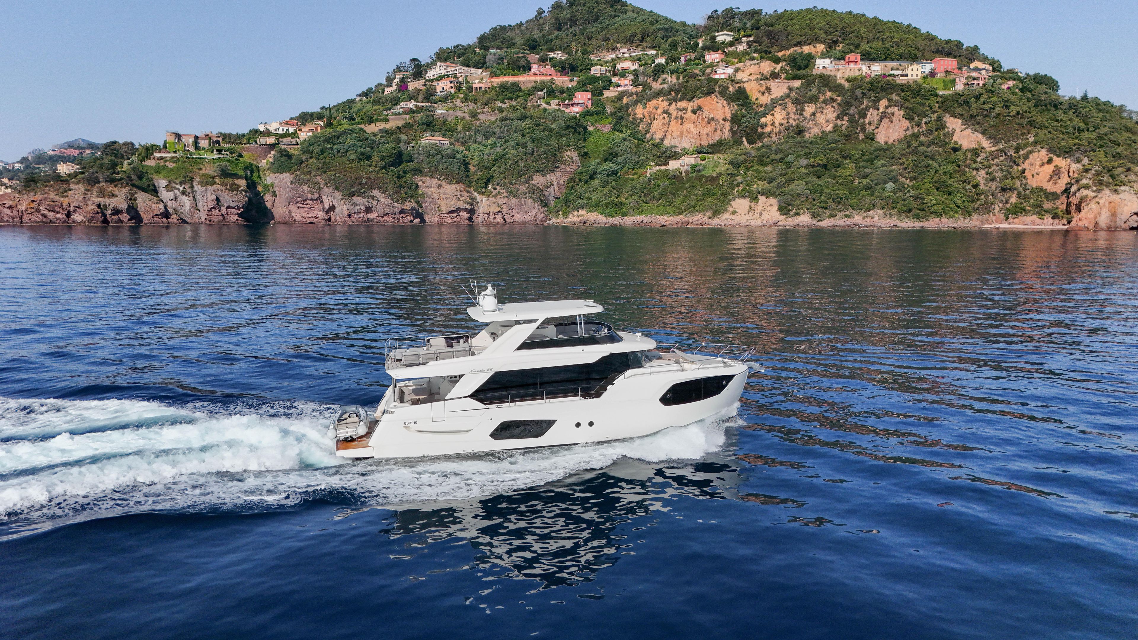 Yacht