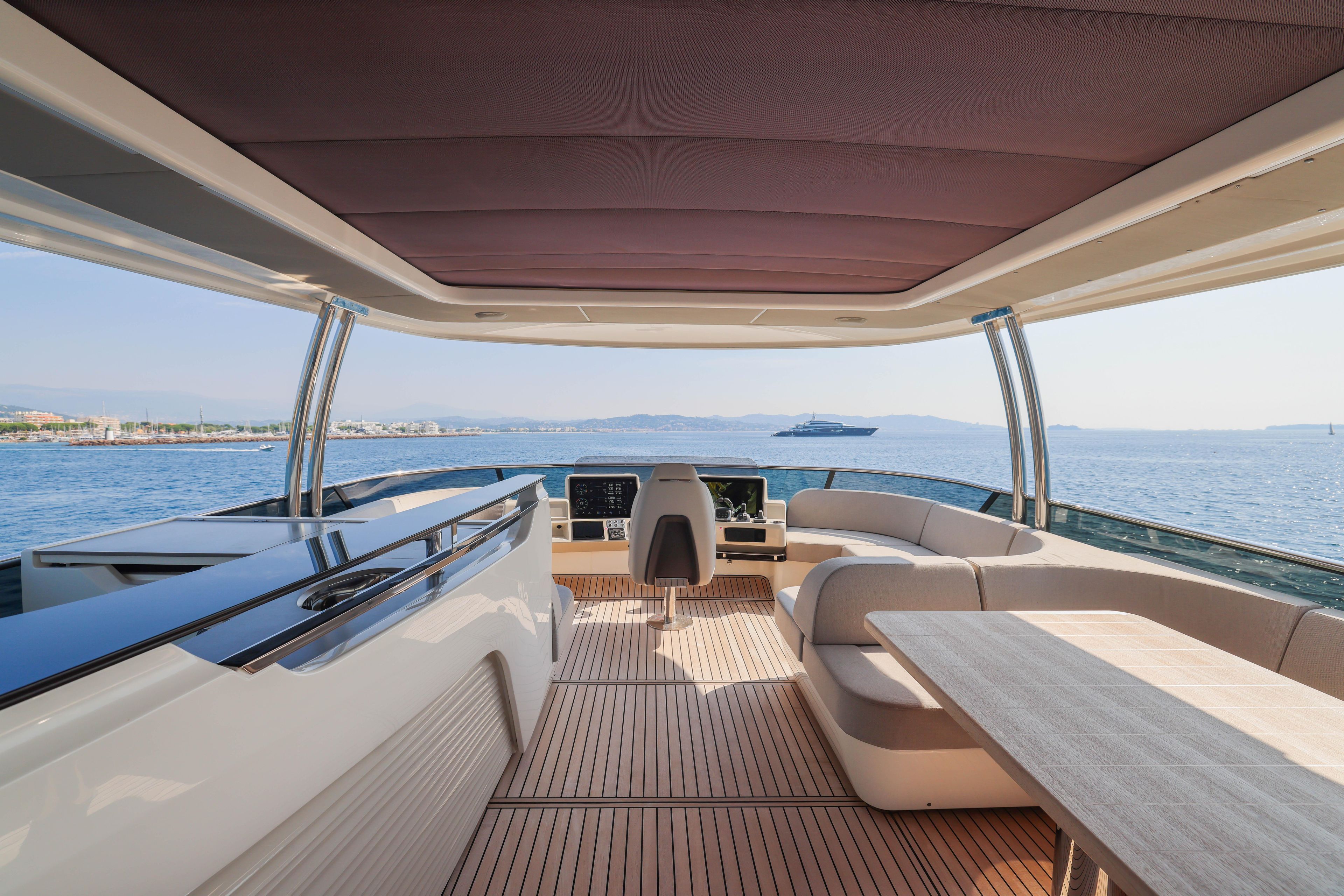 Yacht