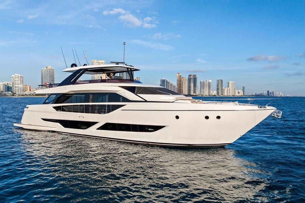 2023 Ferretti Yachts 88 