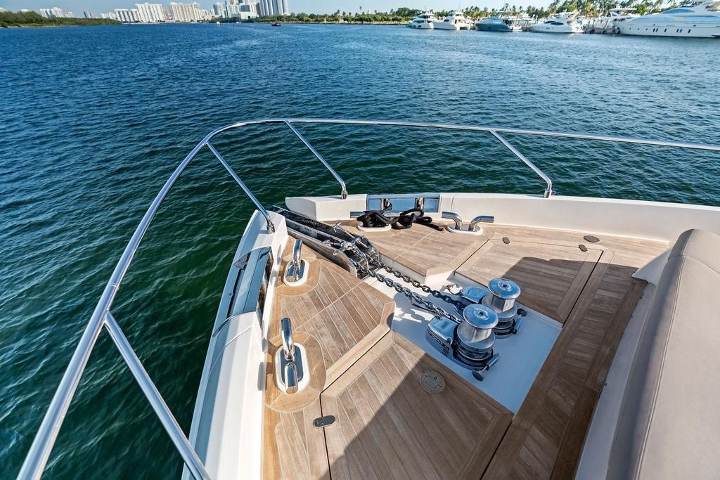 2023 Ferretti Yachts 88 