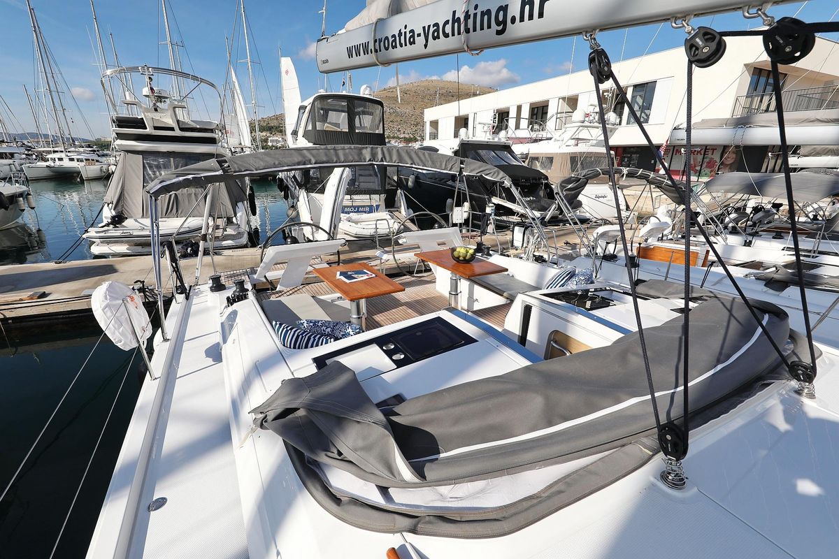 2022 Hanse 47 