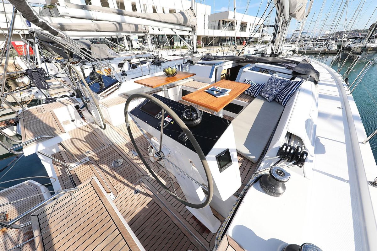 2022 Hanse 47 