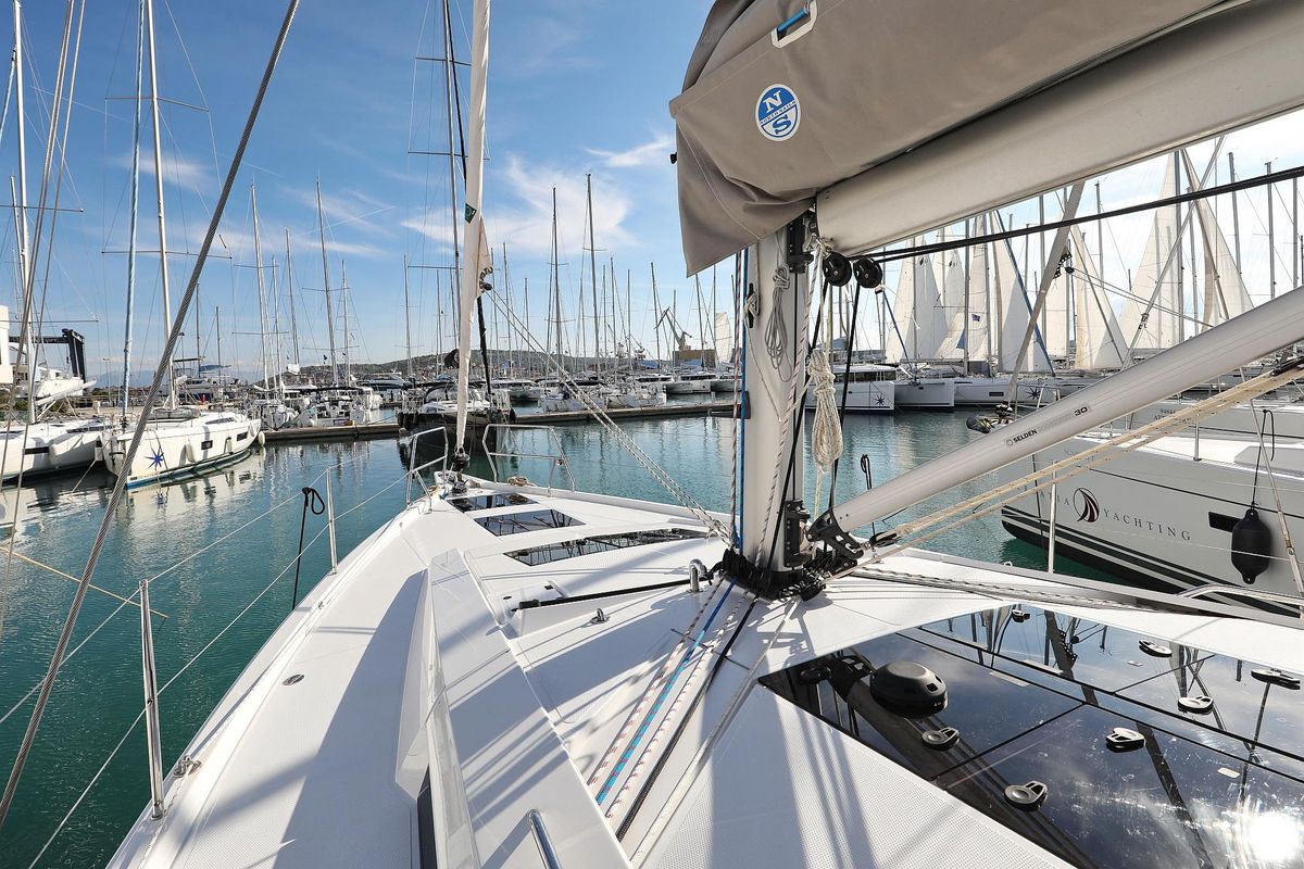 2022 Hanse 47 