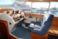 2004 Nimbus 380 Carisma