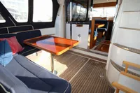 2004 Nimbus 380 Carisma