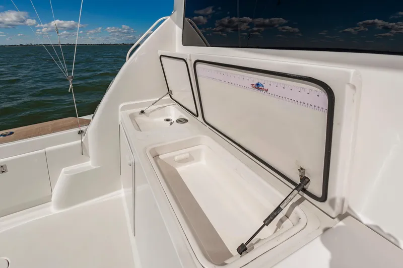 Green Eyes Yacht Photos Pics 