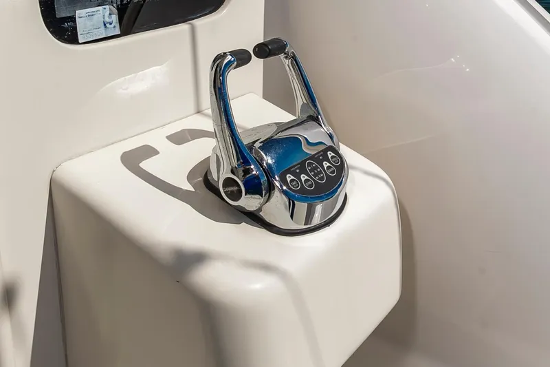 Green Eyes Yacht Photos Pics 