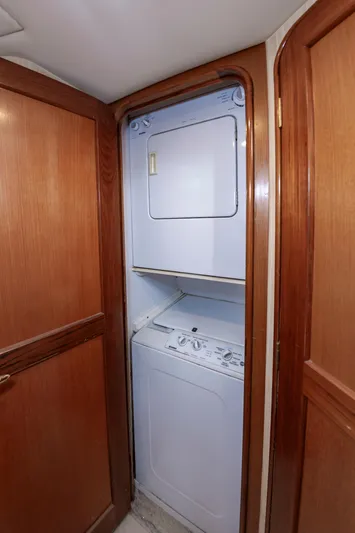 Green Eyes Yacht Photos Pics 