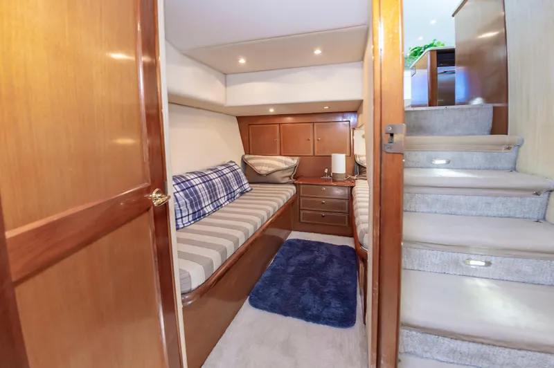 Green Eyes Yacht Photos Pics 