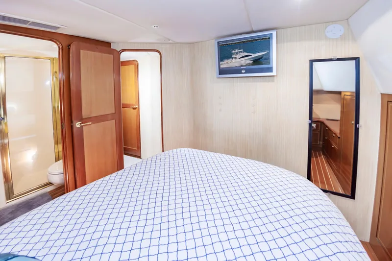 Green Eyes Yacht Photos Pics 