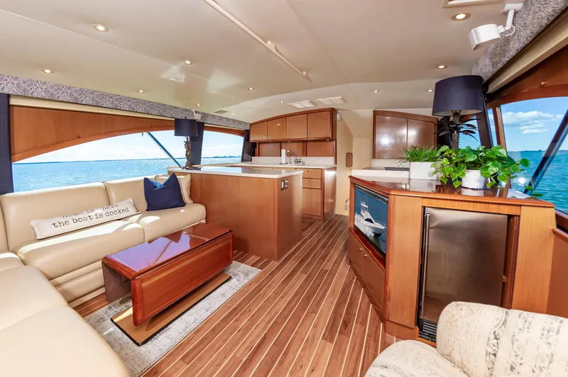 Green Eyes Yacht Photos Pics 