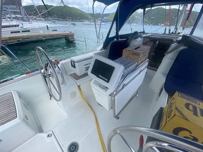 Layover Yacht Photos Pics 