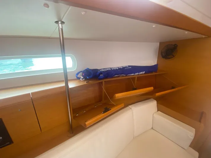 Layover Yacht Photos Pics 