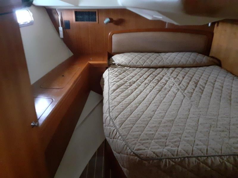 2007 Hunter 44DS