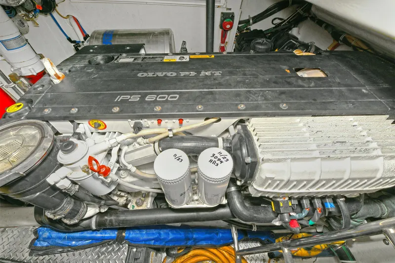 Two & Five Yacht Photos Pics Engine compartment of 2013 Albemarle 360 Express Fisherman with Volvo Penta IPS 600.