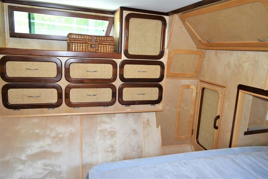 1978 Pluckebaum 68 House Boat