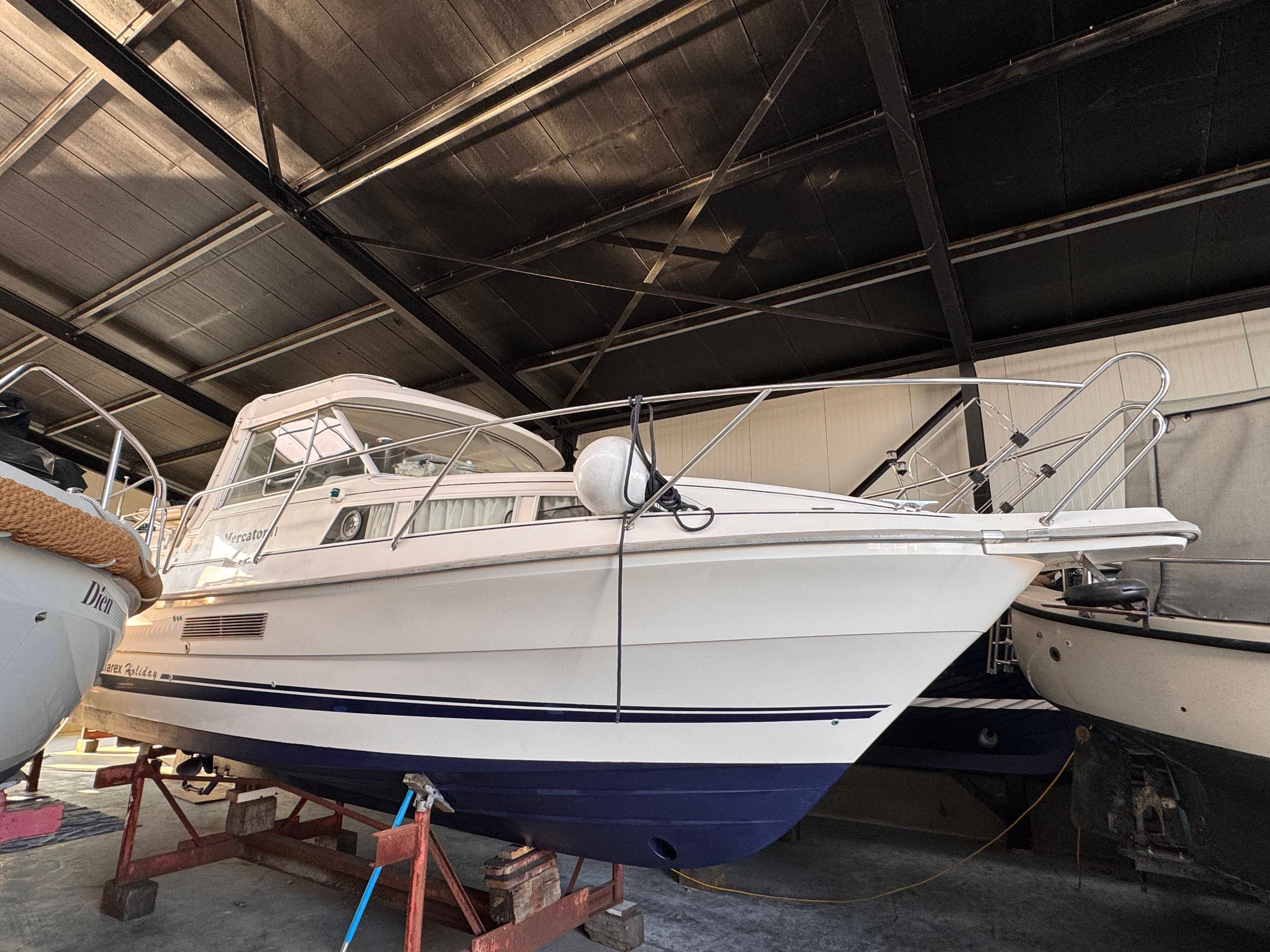 2002 Marex 280 Holiday