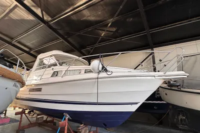 2002 Marex 280 Holiday