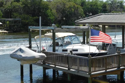 Legacy Yachts 28 Express