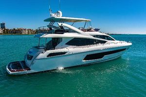 2018 75' 7'' Sunseeker-75 Yacht Miami Beach, FL, US