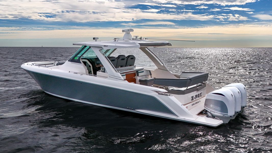 2019 Tiara Sport 38LS