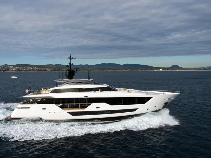 Jag'b Yacht Photos Pics CUSTOM LINE 106 JAG'B