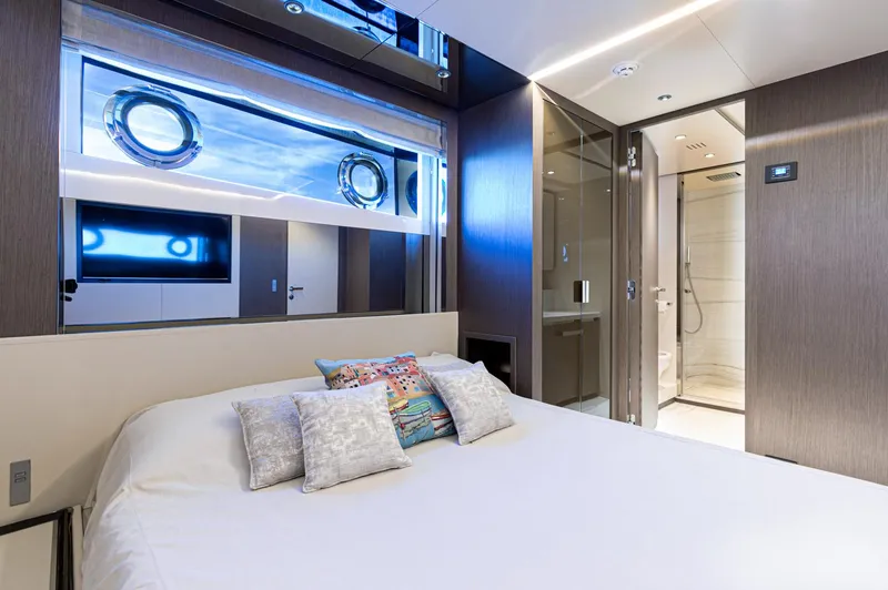 Jag'b Yacht Photos Pics CUSTOM LINE 106 JAG'B