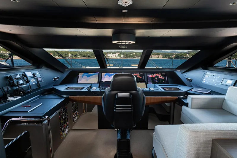 Jag'b Yacht Photos Pics CUSTOM LINE 106 JAG'B