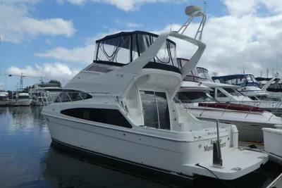 Carver 38 Super Sport