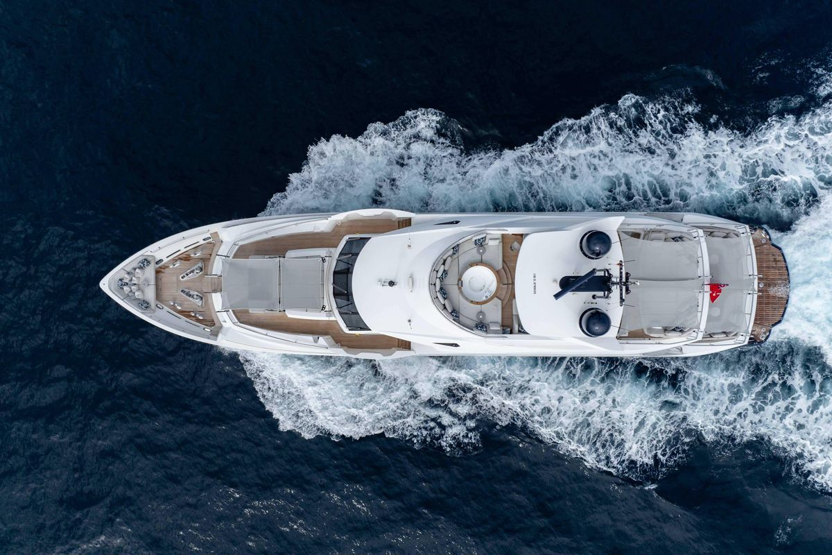 2016 Sunseeker 131 