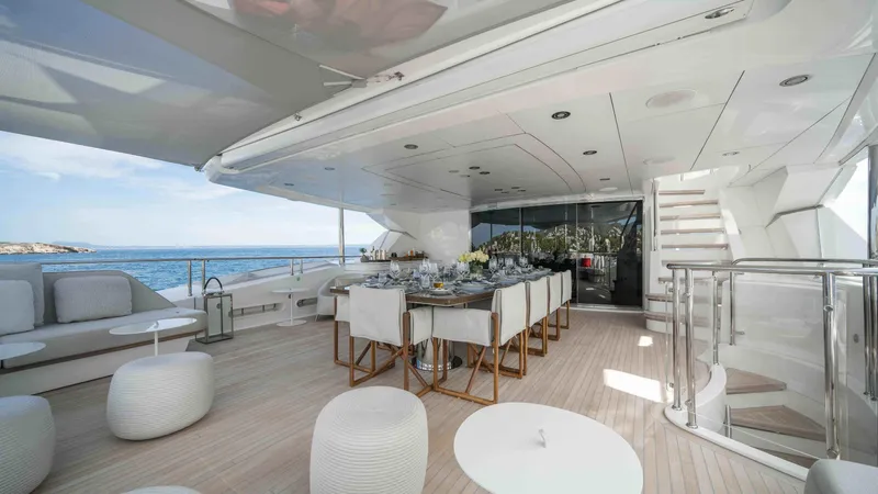  Yacht Photos Pics Luxurious Sunseeker 131 Yacht 2016 with elegant outdoor dining area and ocean view.