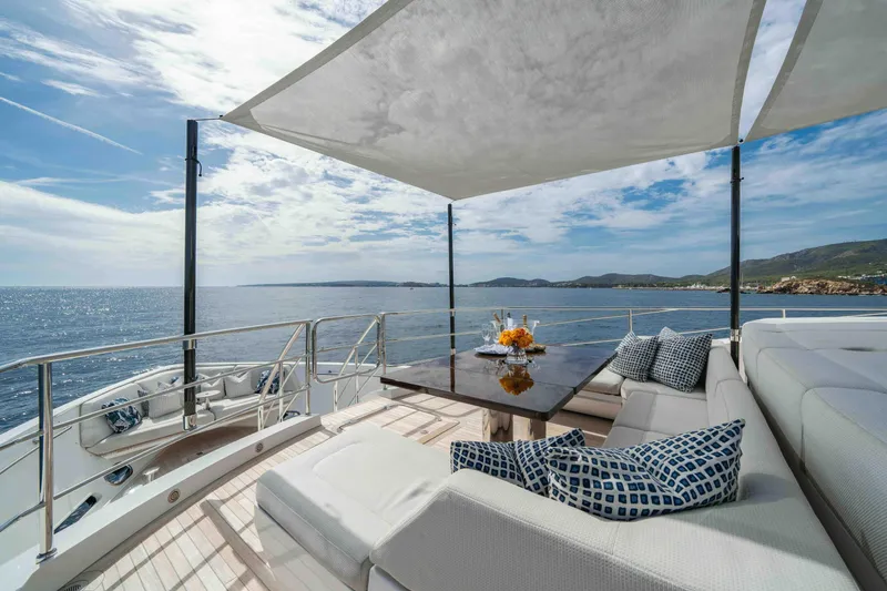  Yacht Photos Pics Luxurious Sunseeker 131 Yacht deck with ocean view, 2016 model.