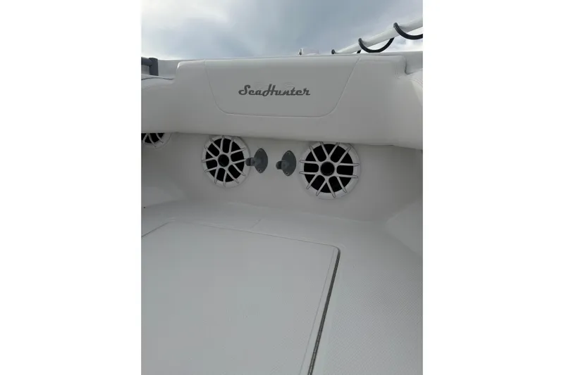  Yacht Photos Pics 2024 SeaHunter 28 Floridian boat interior with speakers and logo detail.