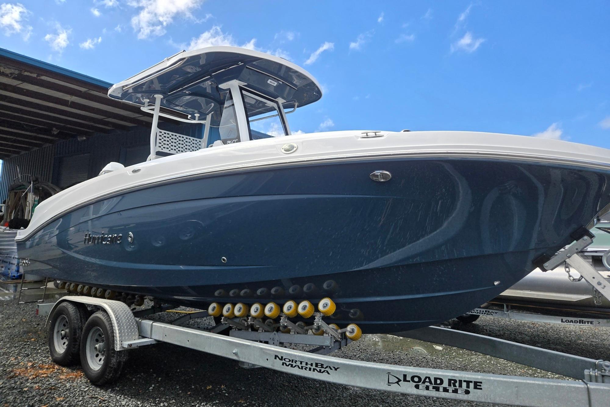 Hurricane Center Console 24 OB