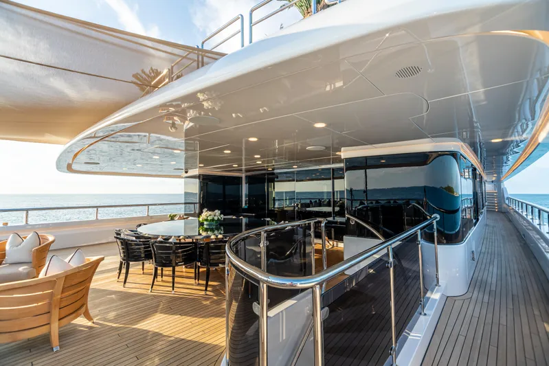 Sealion Yacht Photos Pics 