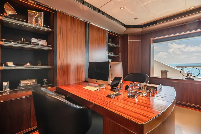 Sealion Yacht Photos Pics 