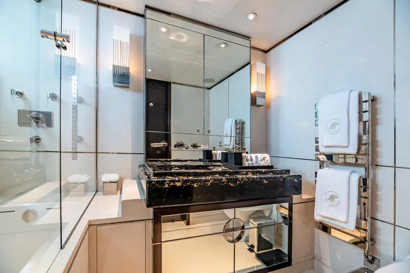 Sealion Yacht Photos Pics 