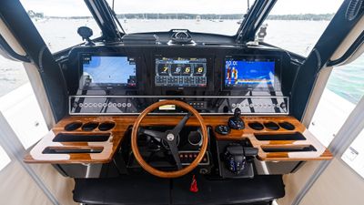 Yacht
