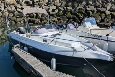 2015 B2 Marine CAP FERRET 572 CRUISER