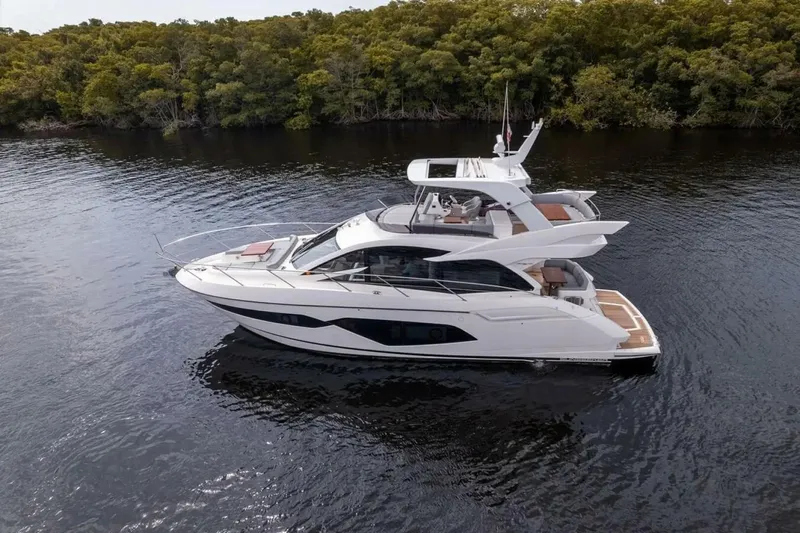 Stardust Yacht Photos Pics 2020-Sunseeker-Manhattan-52